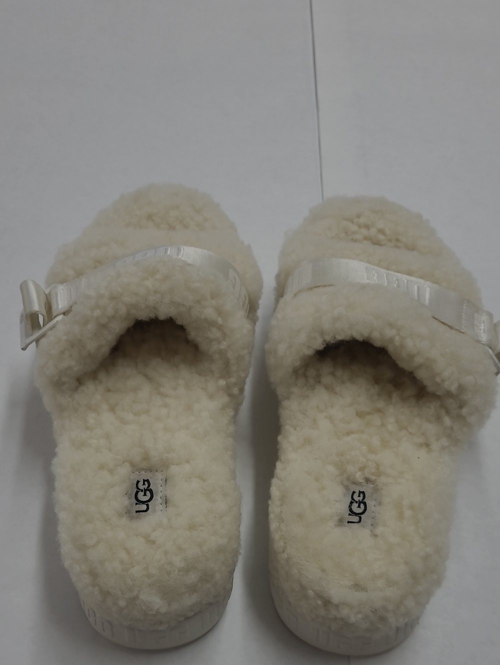 UGG Fluff Yes Slide Shearling Slides in Cream Size 8 - Picture 5 of 8